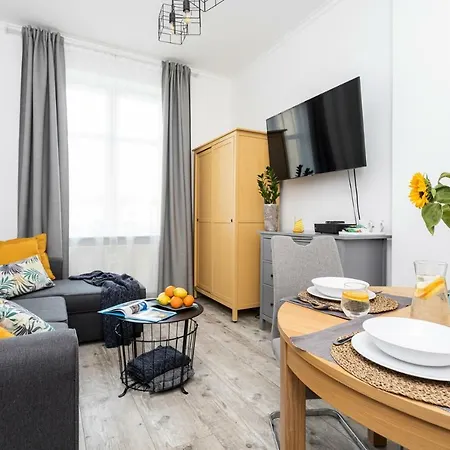 Glowna Apartment *